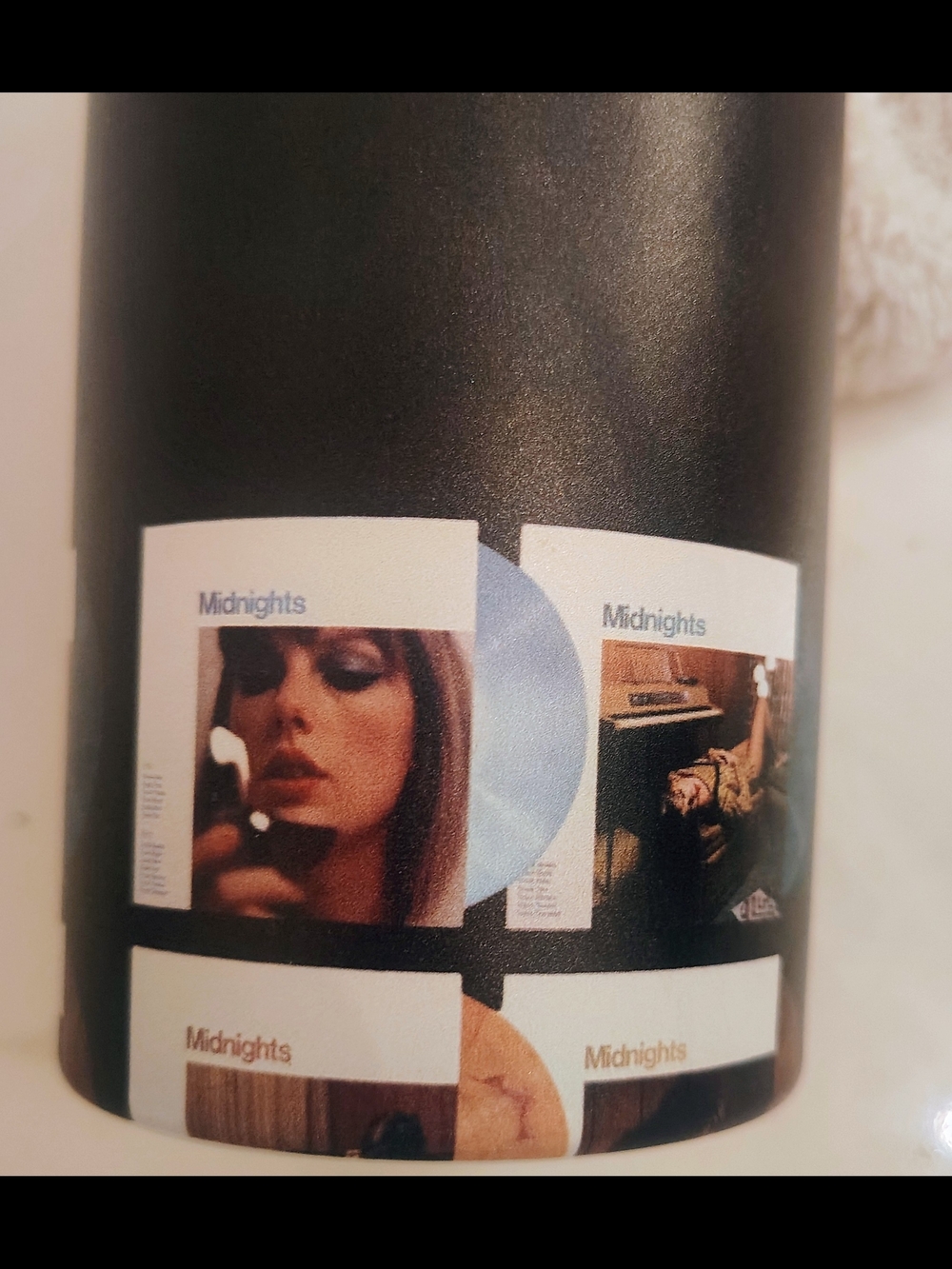 Starbucks x Taylor Swift Limited Edition Black & Red Tumbler - Picture 2 of 8